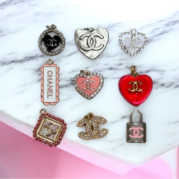 CHANEL Stamped Zipper Pulls Bundle - Picture 1 of 1